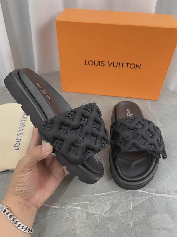 LV Men's Slippers 387